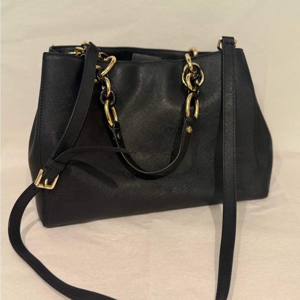 Elegant Black Leather Michael Kors Handbag